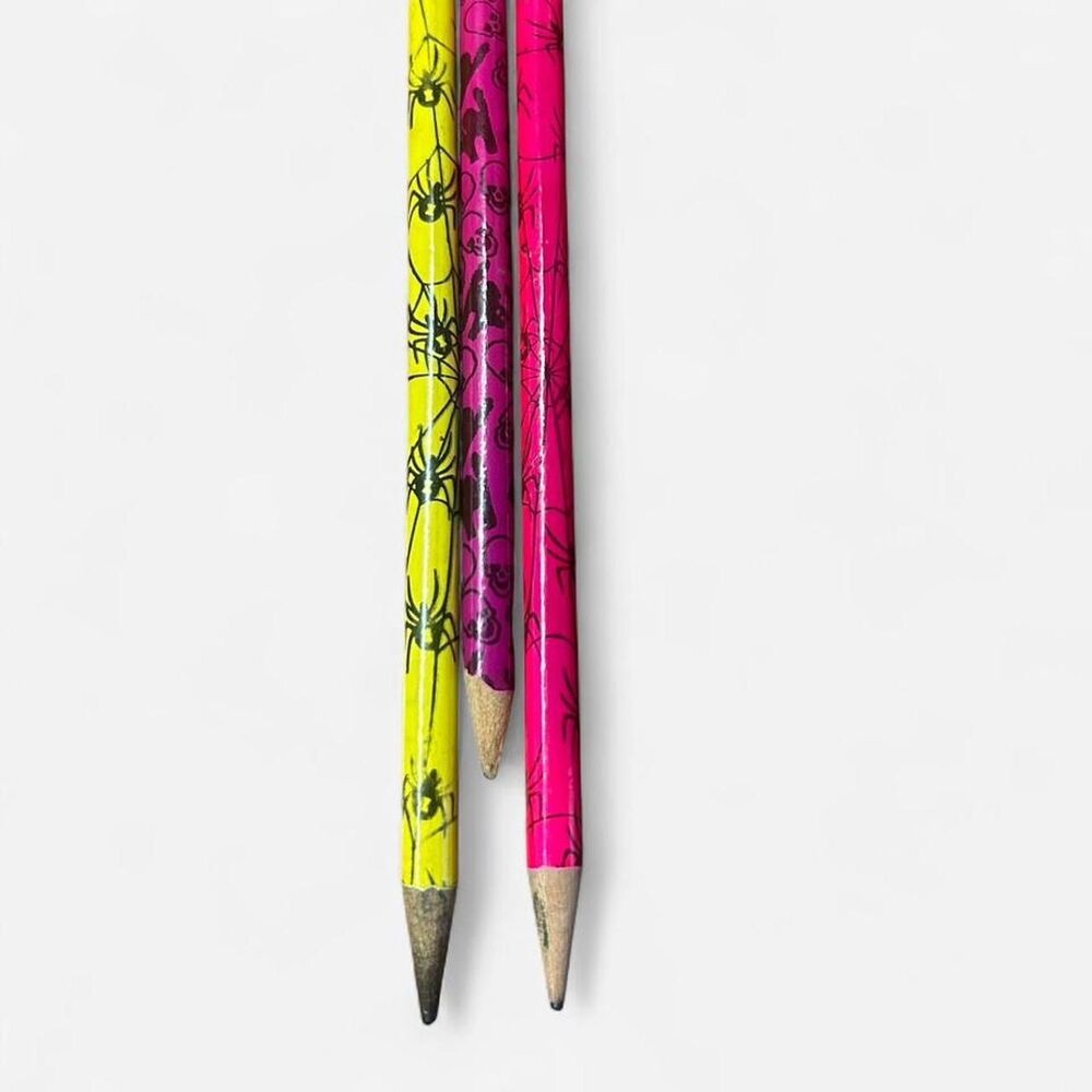 Set of 3 Y2K Lisa Frank Halloween "Scary" Pencils
